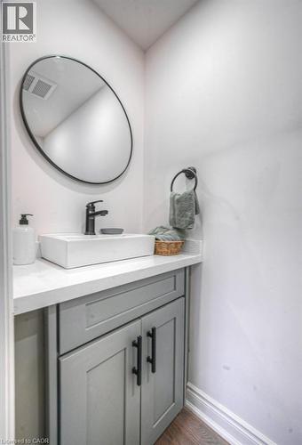 30 Dunbar Road S, Waterloo, ON 