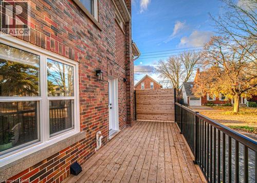 30 Dunbar Road S, Waterloo, ON 