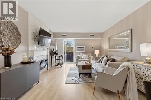 211 FORUM Drive Unit# 302C  Mississauga, ON L4Z 4C1