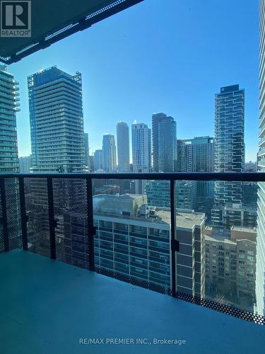 2103 - 127 BROADWAY AVENUE , Toronto, Ontario M4P 1V4 4