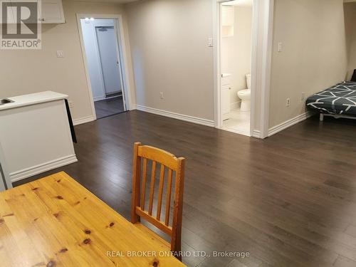 40 GREEN BUSH ROAD , Toronto, Ontario M2M 1P3 3