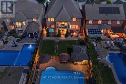 12 RODERICK COURT Richmond Hill, ON L4E 0B4