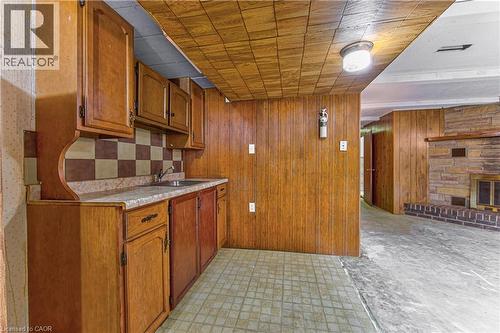 21 Vicmount Drive, Kitchener, ON 
