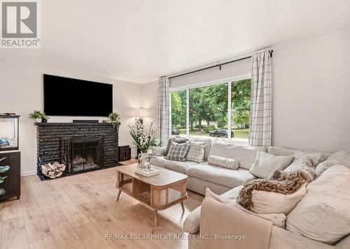 Virtually Enhanced - 271 Linden Avenue, Burlington, ON 