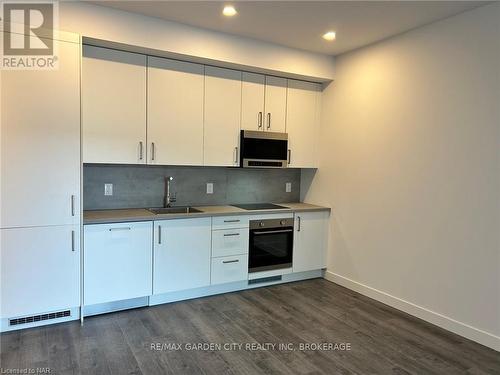 213 - 7549B KALAR ROAD , Niagara Falls (Brown), Ontario L2H 0X2 4