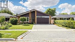 27 WARLINGHAM COURT Toronto, ON M9C 3K2