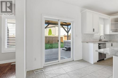 84 Deerborn Drive, Hamilton, ON 