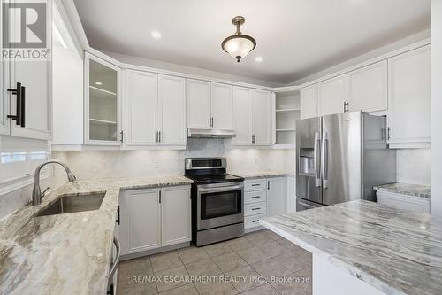 84 Deerborn Drive, Hamilton, ON 