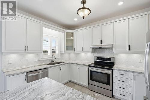 84 Deerborn Drive, Hamilton, ON 