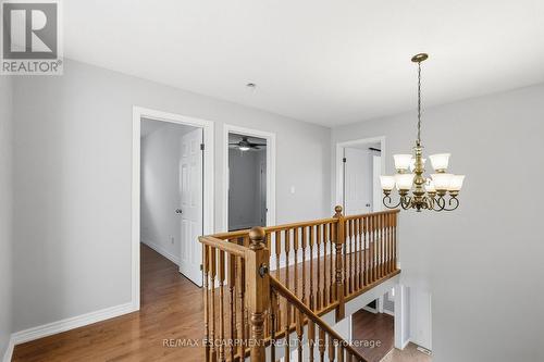 84 Deerborn Drive, Hamilton, ON 