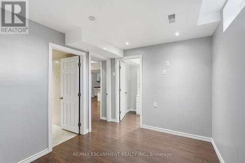 84 Deerborn Drive, Hamilton, ON 