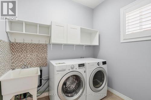 84 Deerborn Drive, Hamilton, ON 