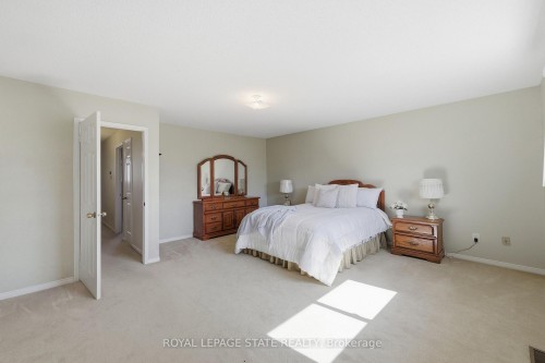 5592 Millbrook Lane, Mississauga, ON 