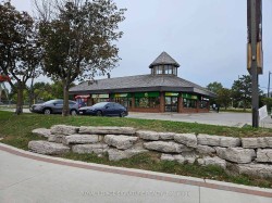 25-10019 Keele Street Vaughan, ON L6A 1R6