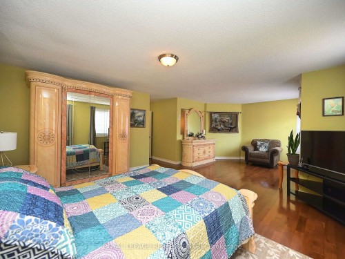 4550 Kettleby Court, Mississauga, ON 