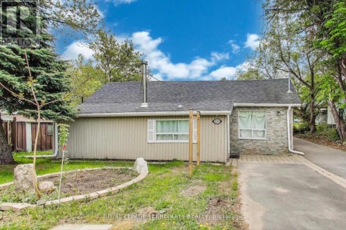 3251 Ravenshoe Road , East Gwillimbury, ON L0G 1R0 2