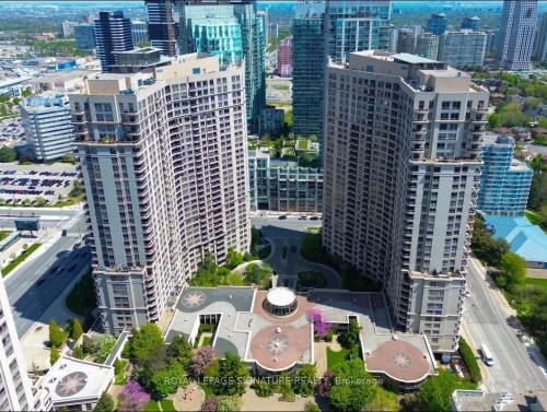 2907-3880 Duke of York Boulevard  Mississauga, ON L5B 4M7