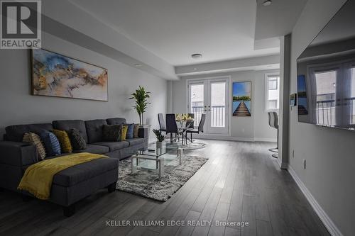 331 - 349 WHEAT BOOM DRIVE , Oakville, Ontario L6H 7X5 3