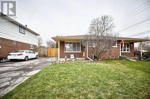 270 COVENTRY COURT , Oshawa (Eastdale), Ontario L1G 6H3 2
