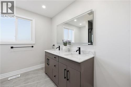 5592 Millbrook Lane, Mississauga, ON 
