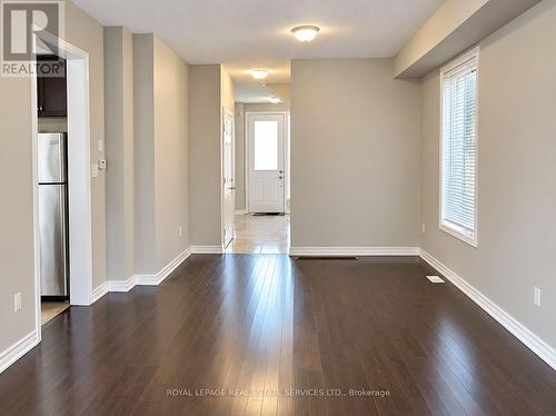 39 VEZNA CRESCENT , Brampton, Ontario L6X 5K5 3