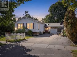 32 CHELVIN DRIVE Halton Hills, ON L7G 4P9