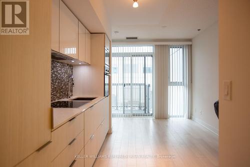 908 - 318 RICHMOND STREET W , Toronto, Ontario M5V 1X2 4