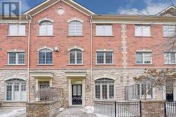 50 - 8 BRIGHTON PLACE Vaughan, ON L4J 0E3