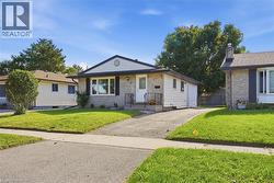 27 APPALACHIAN Crescent  Kitchener, ON N2E 1A3