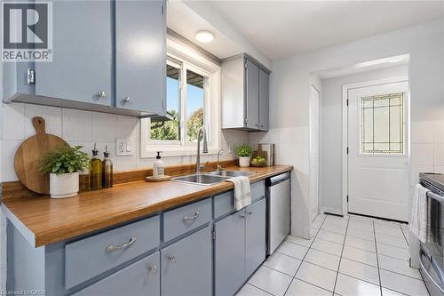 27 Appalachian Crescent, Kitchener, ON 