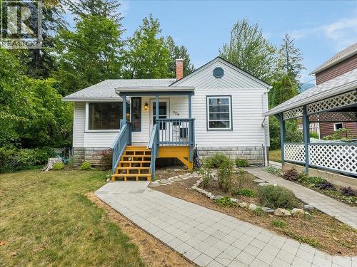 908 Fifth Street  Nelson, BC V1L 2X8