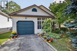 1185 HUNTINGTON CIRCLE Peterborough (Otonabee Ward 1), ON K9K 2B9