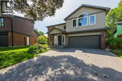 8 CHANTREY COURT Toronto, ON M1E 4V3