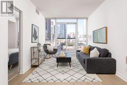 905 - 320 RICHMOND STREET E Toronto, ON M5A 1P9