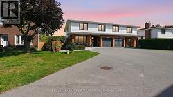 2855 GOTHWOOD PLACE Ottawa, ON K1T 2V5