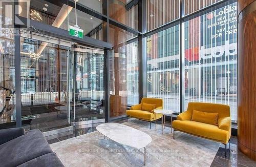 3911 - 19 BATHURST STREET , Toronto, Ontario M5V 0N2 2