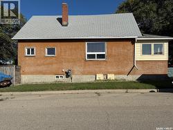 580 Maple STREET W Moose Jaw, SK S6H 4X1