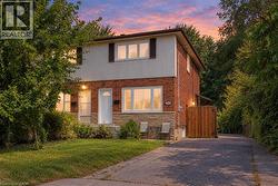 799 DRURY Lane Burlington, ON L7R 2Y1
