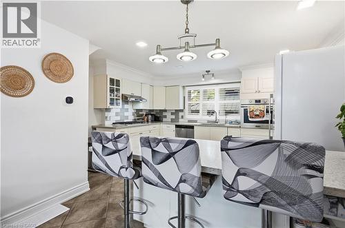 799 Drury Lane, Burlington, ON 