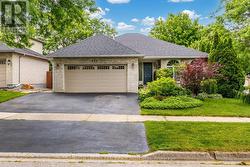 537 MATHEWMAN CRESCENT Burlington, ON L7L 5S6