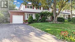 4 SHADY LANE CRESCENT Markham, ON L3T 3W7
