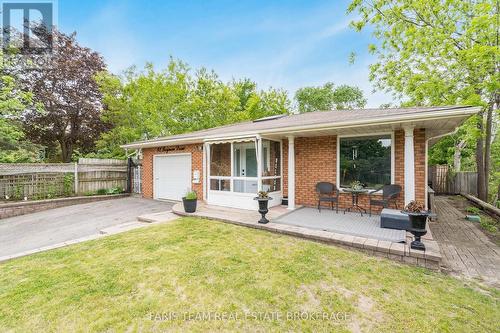 82 BAYVIEW DRIVE  Barrie, ON L4N 3P1