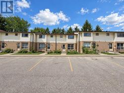 17 - 126 BELMONT DRIVE London South (South O), ON N6J 4W1