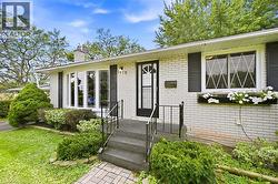 1470 MOUNTAIN GROVE Avenue Burlington, ON L7P 2H3