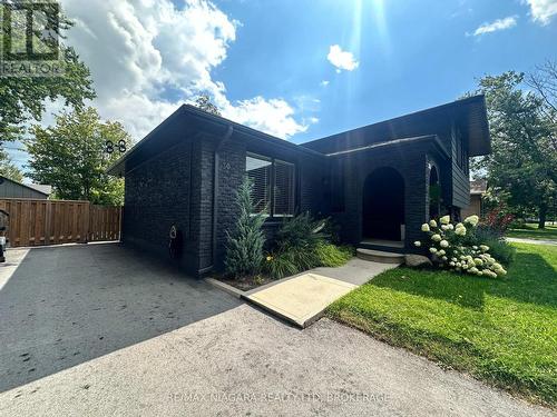 LOWER - 30 COLONIAL STREET , Welland (N. Welland), Ontario L3C 5W5 3