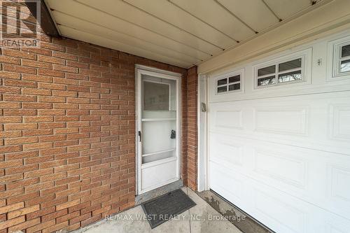 2534 Palisander Avenue, Mississauga, ON 