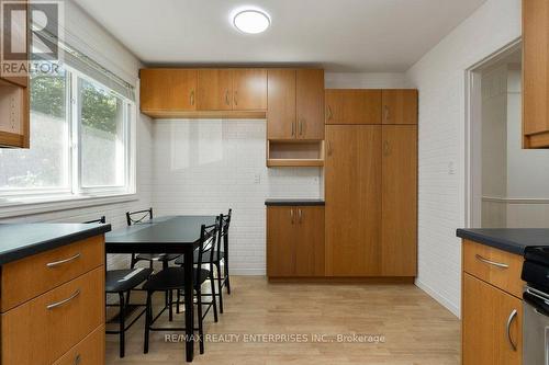 5081 Brady Avenue, Burlington, ON 