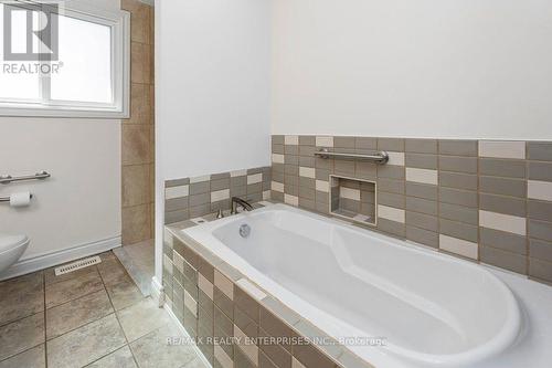5081 Brady Avenue, Burlington, ON 