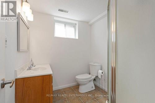 5081 Brady Avenue, Burlington, ON 