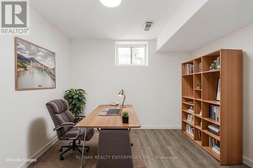 5081 Brady Avenue, Burlington, ON 